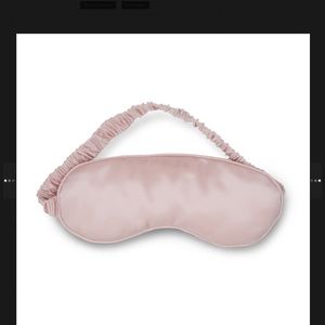 Silk Sleep Mask in pink. 100% Mulberry Silk.
